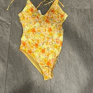 New with tags Rip curl bathing suit